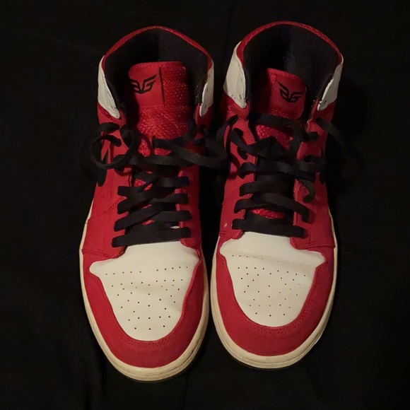 The Air Jordan 1 Retro High 'Blake Griffin' - Picture 5 of 5